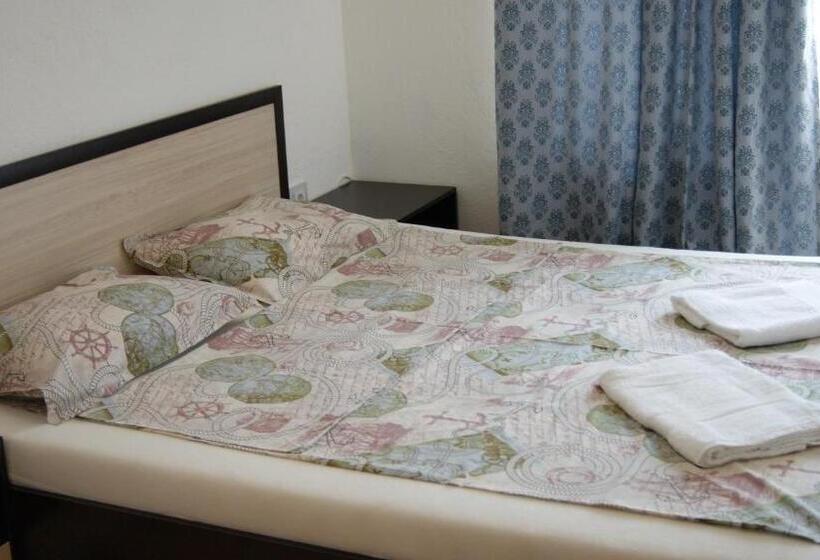 آپارتمان 1 خوابه, Guest House Petrovi