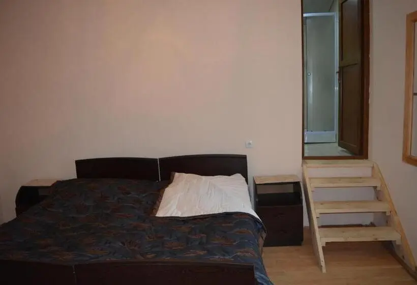 اتاق استاندارد, Mziuri Guest House