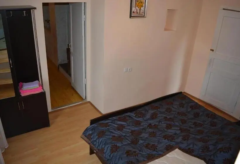 اتاق استاندارد, Mziuri Guest House