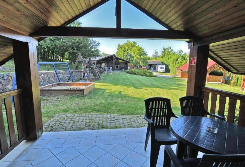 家庭房带园景, Penzión Hôrka