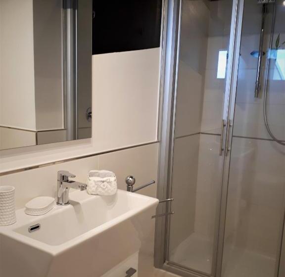 海景标准间带阳台, Villa Treglia B&b