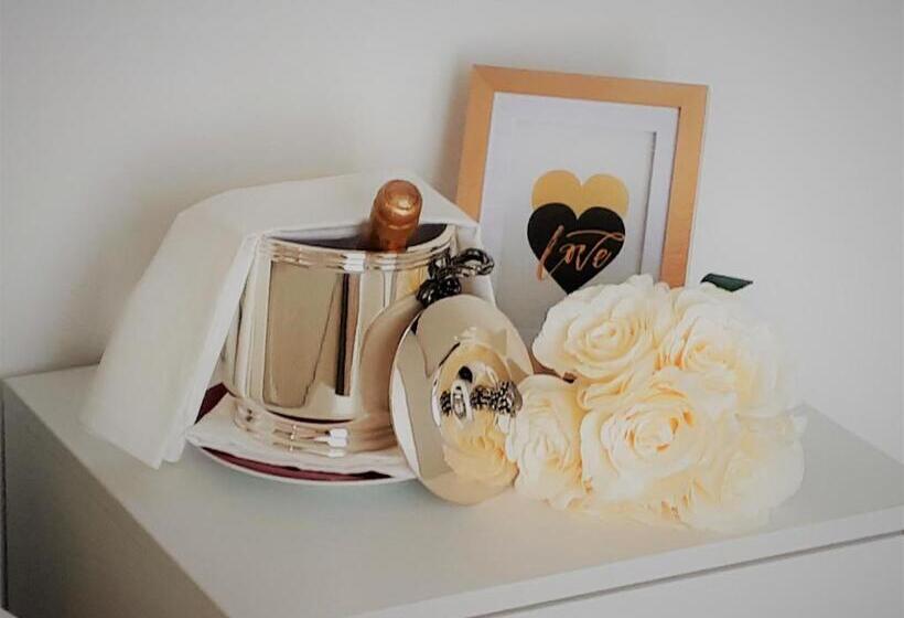 海景标准间带阳台, Villa Treglia B&b