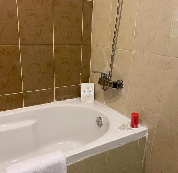 اتاق خانوادگی با چشم‌انداز دریا, Grand Waha Resort