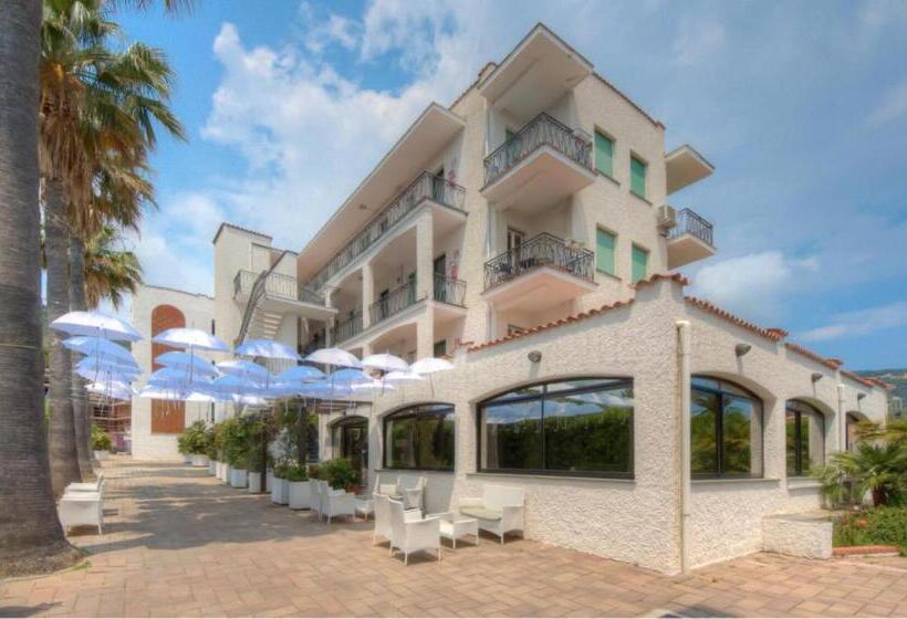 Апартаменты 1 Спальня Вид на Сад, Liguria Apartments