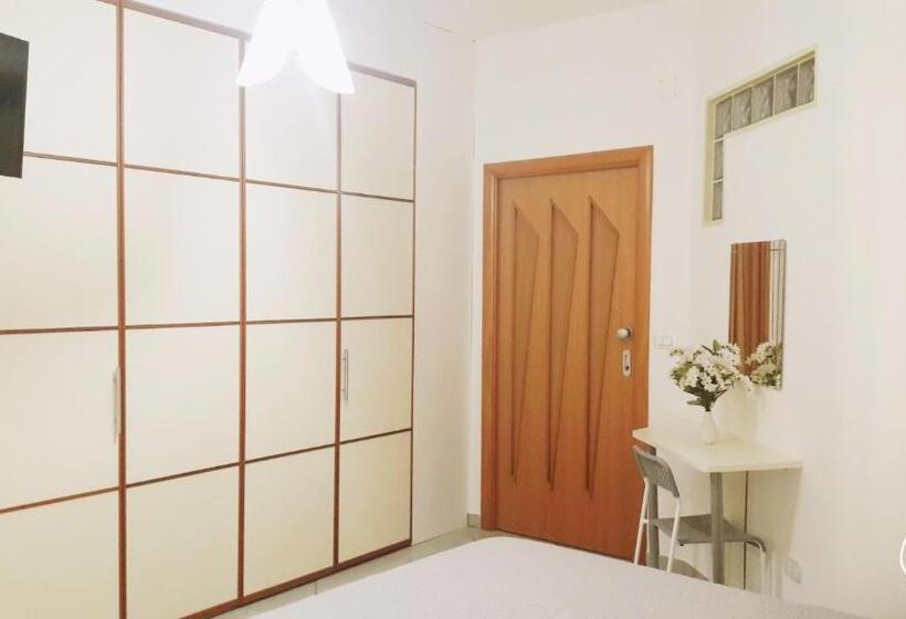 חדר משפחתי, B&b Morfeo