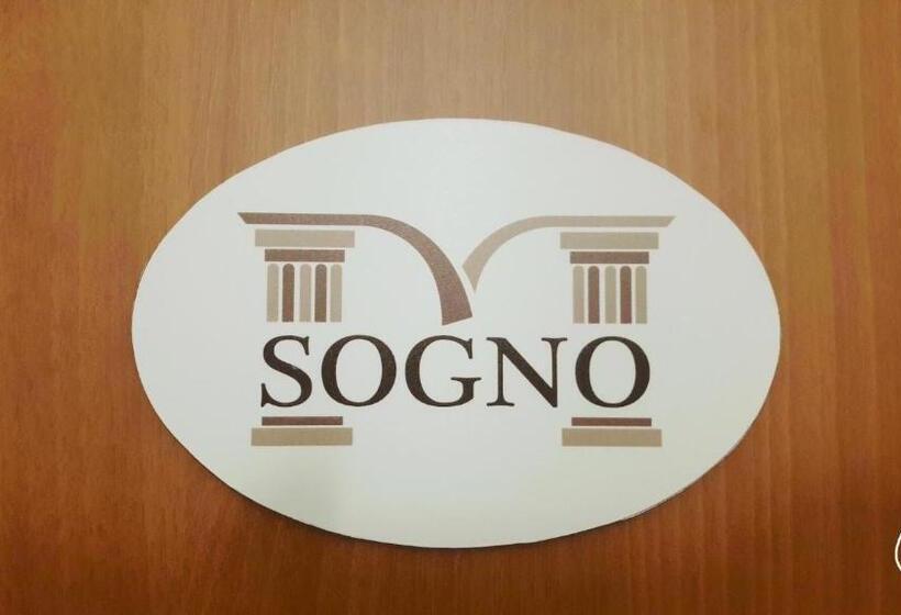 חדר סטנדרט לשלושה עם מרפסת, B&b Morfeo