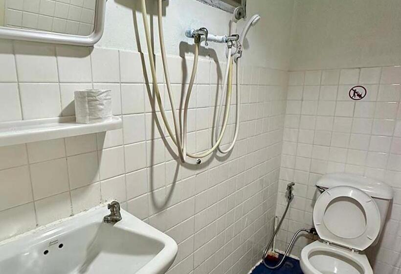 Quarto Estandar Vista Mar com Sacada, Sea View Jomtien Guest House