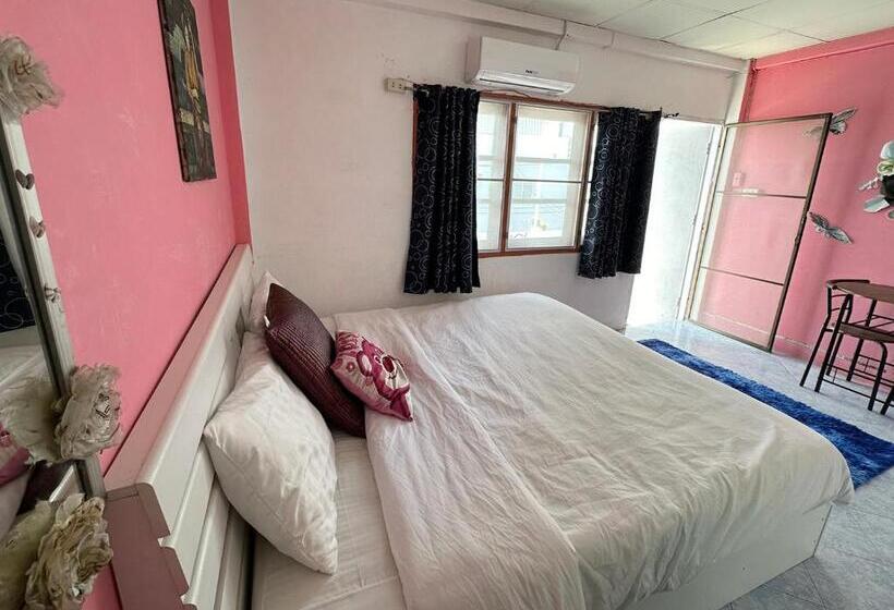 اتاق استاندارد با بالکن, Sea View Jomtien Guest House