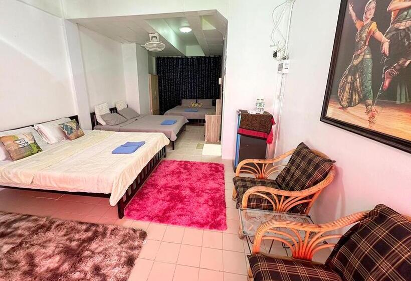 Quarto Quádruplo Estandar, Sea View Jomtien Guest House