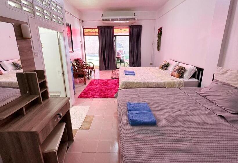 اتاق استاندارد چهار تخته, Sea View Jomtien Guest House