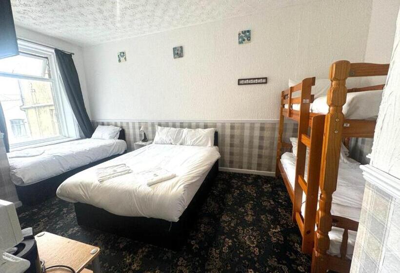 غرفة عائلية, Tower Central Hotel Albert Road