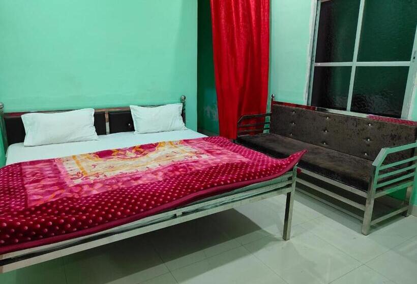 デラックストリプルルーム, Goroomgo Parvati Residency Madhya Pradesh