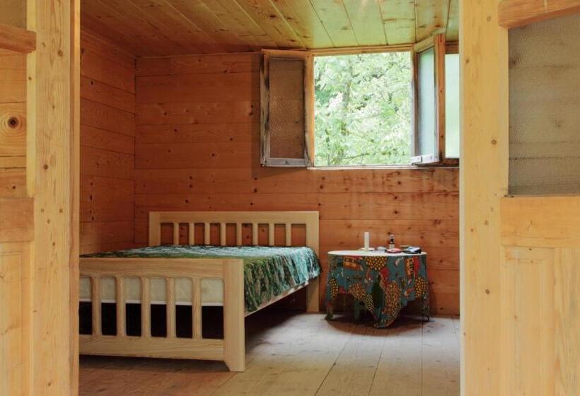 اتاق خانوادگی, Guesthouse In Utsera