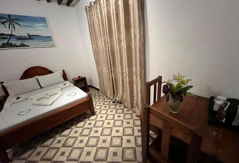 Номер Стандарт, Wannas House