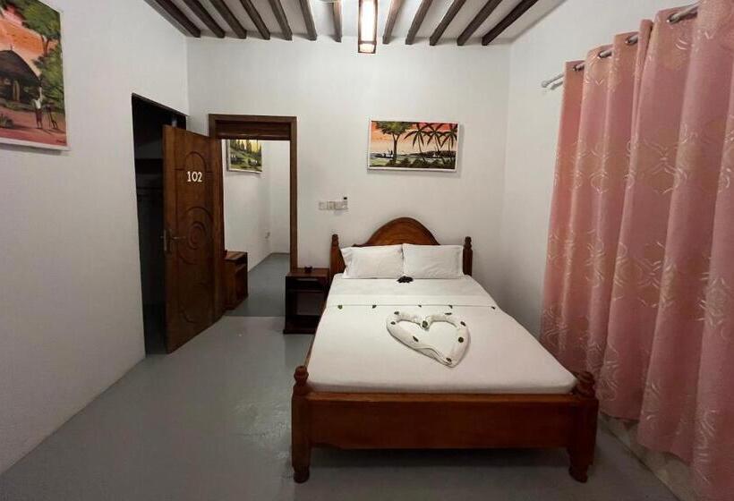 חדר משפחתי דלוקס, Wannas House