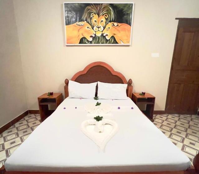 חדר דלוקס, Wannas House