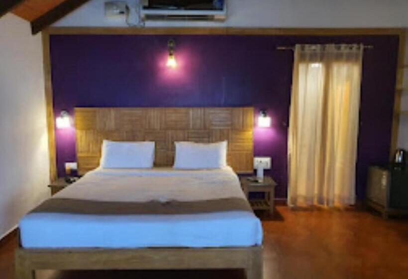 חדר סטנדרט, Porcupine Castle Resort Coorg, Pollibetta