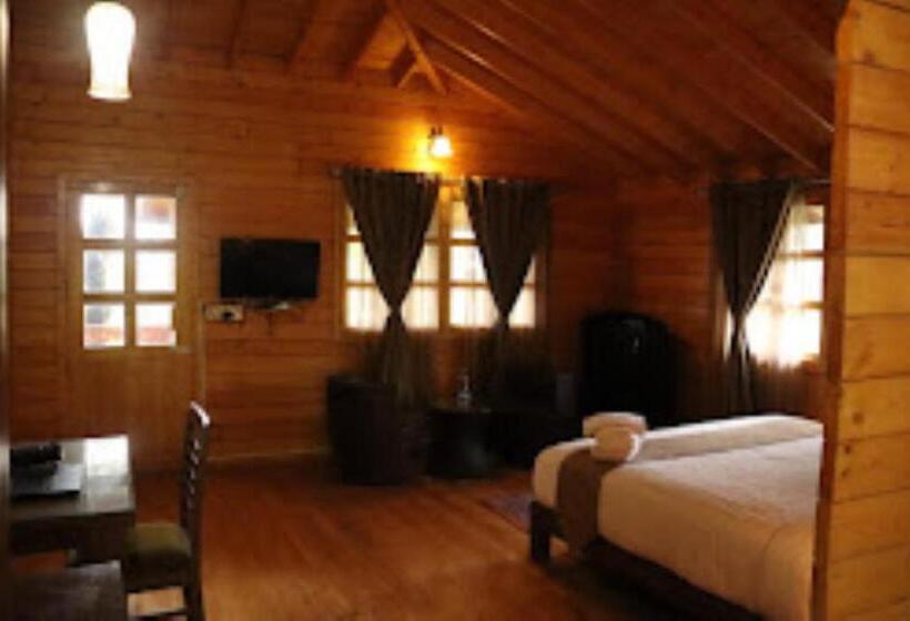 חדר סטנדרט, Porcupine Castle Resort Coorg, Pollibetta