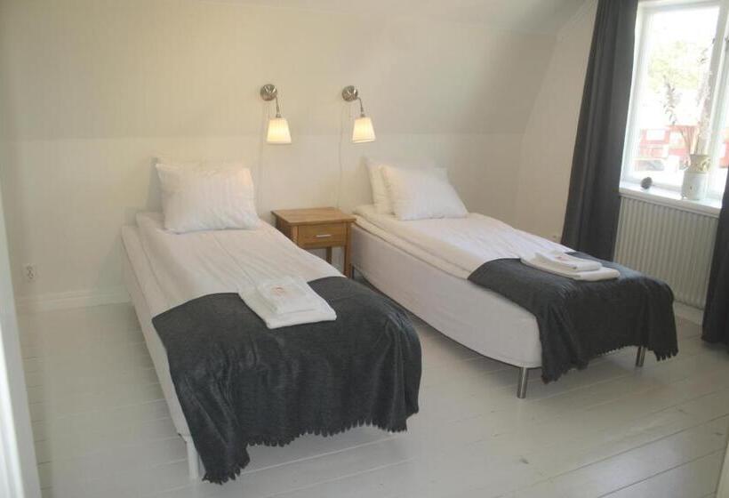 חדר סטנדרט לארבעה, Alvaret Hotel & Hostel