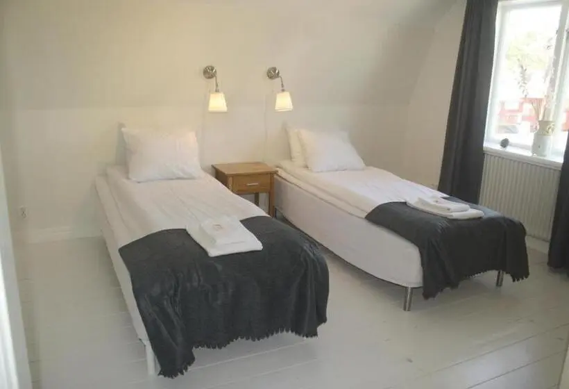 Standard Neljän Hengen Huone, Alvaret Hotel & Hostel