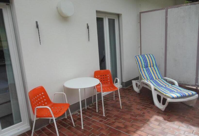 חדר דלוקס עם מרפסת, B&b Tencia