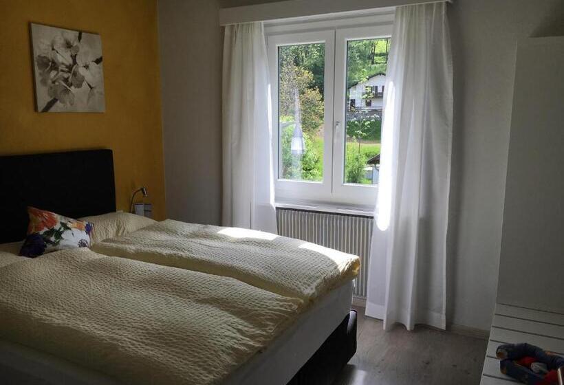 סוויטת ג'וניור, B&b Tencia