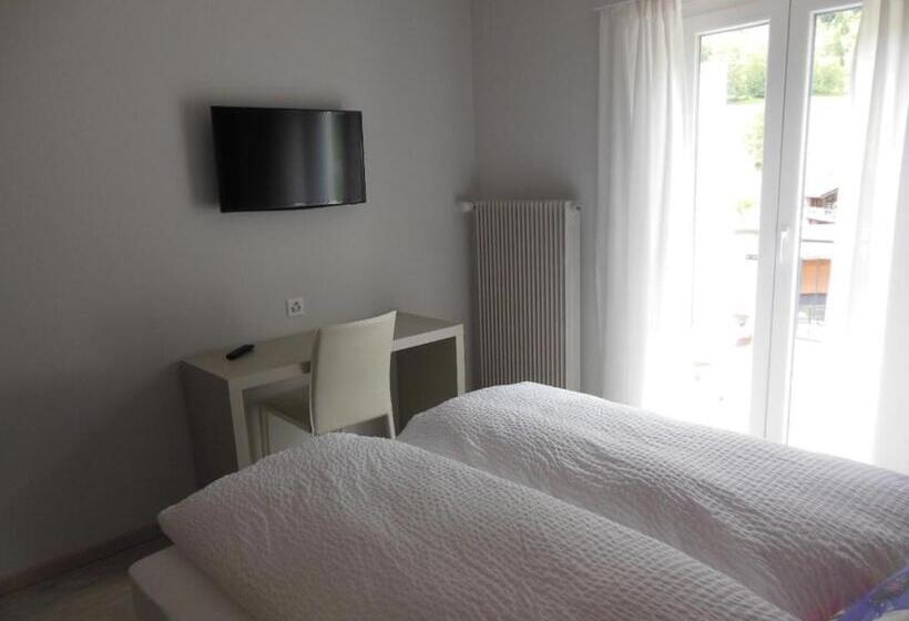 סוויטת ג'וניור עם מרפסת, B&b Tencia