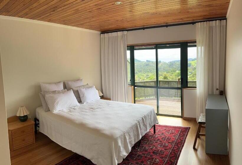 חדר סטנדרט נוף לים עם מרפסת, Buffalo Lodge