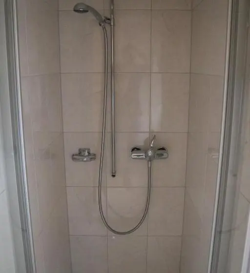 Standard Neljän Hengen Huone, Juhui Flumserberg