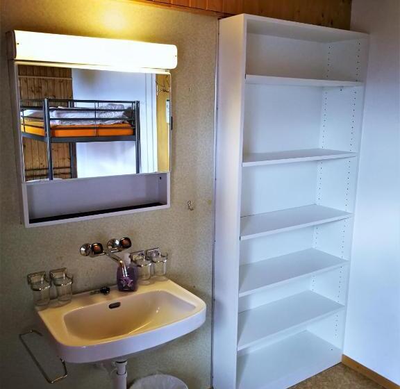 エコノミールーム, Juhui Flumserberg