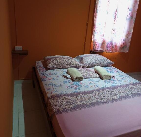 غرفة قياسية, Surfari Bocas