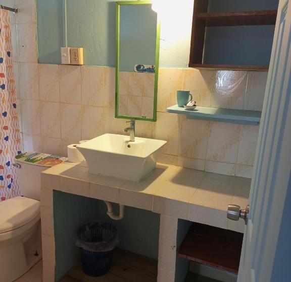 إستوديو قياسى, Surfari Bocas