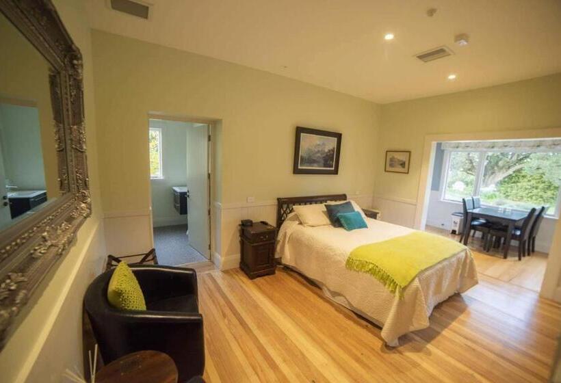 סוויטה, Waipara River Estate