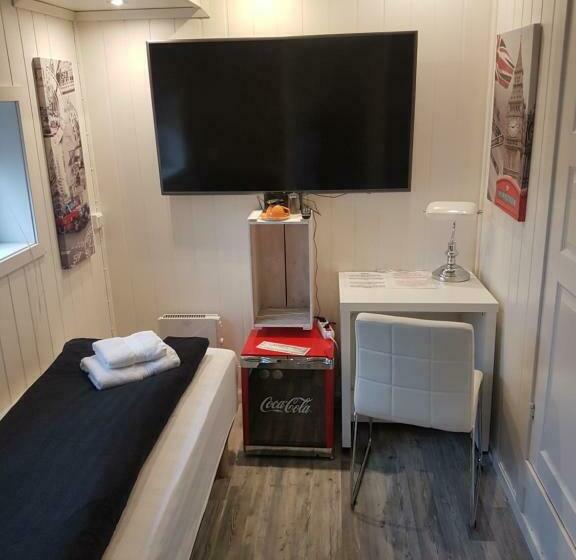 单人经济间, Båtsfjord Hotell