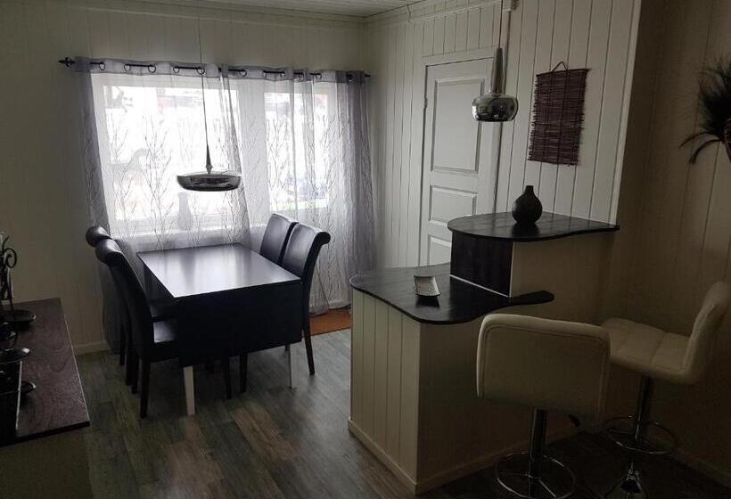 四人豪华间, Båtsfjord Hotell