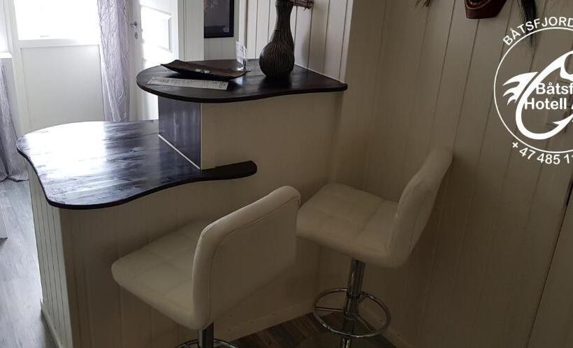四人豪华间, Båtsfjord Hotell