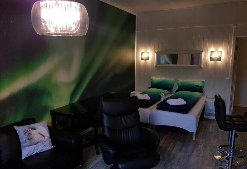 四人豪华间, Båtsfjord Hotell