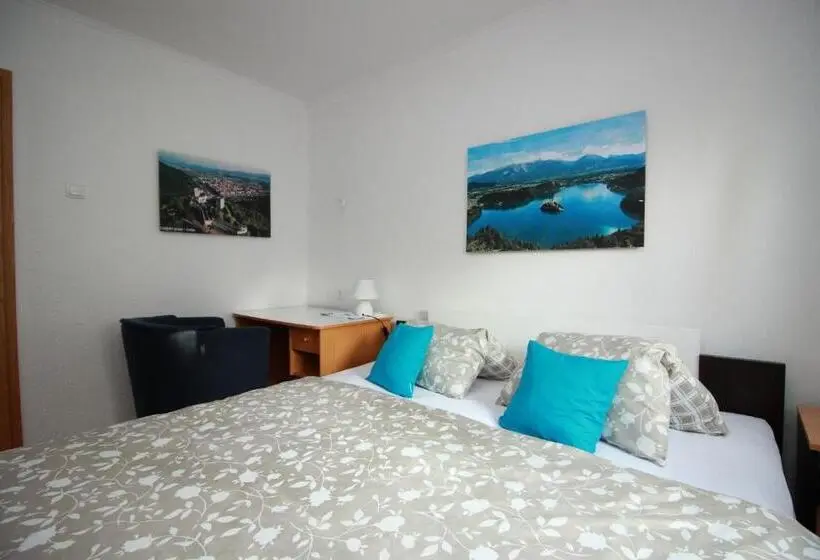 اتاق استاندارد چهار تخته, Guesthouse Veles