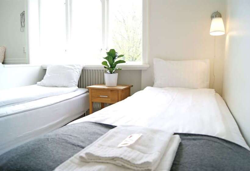 חדר סטנדרט חדר אמבטיה משותף, Alvaret Hotel & Hostel