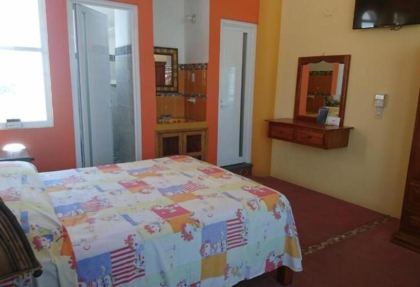 海景标准平房, El Tucan