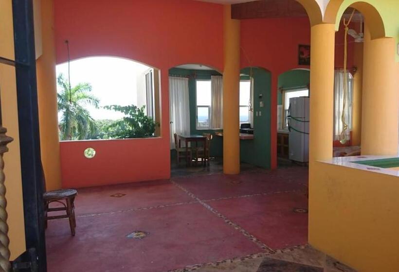 海景标准平房, El Tucan