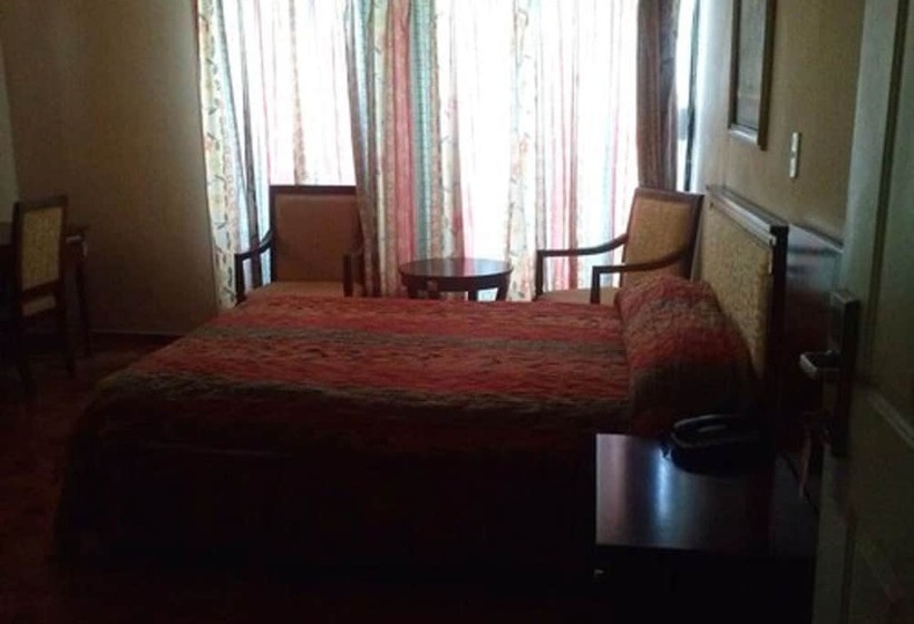 Camera Standard Individuale, Mandarin