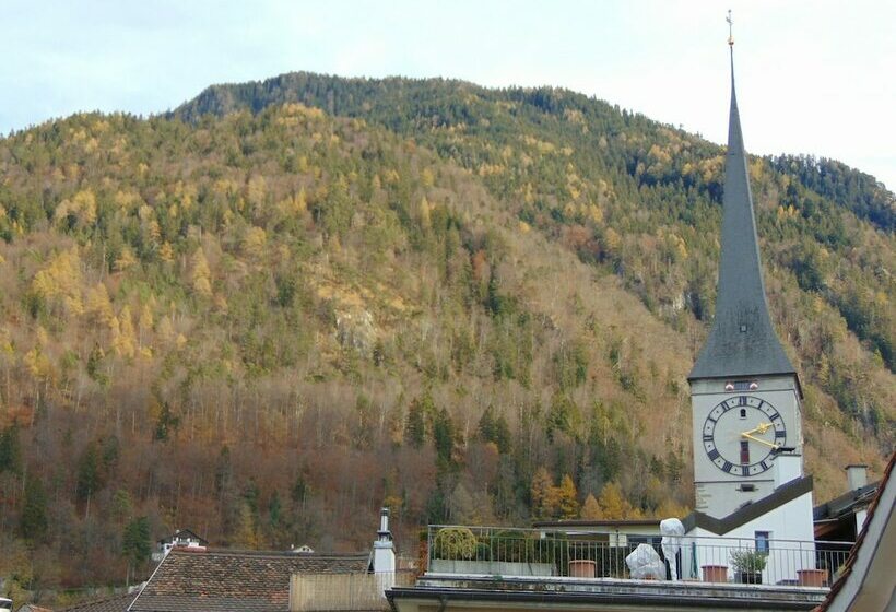 标准间, Zunfthaus Zur Rebleuten