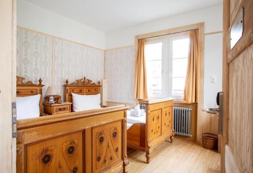 带共用浴室的标准房间, Zunfthaus Zur Rebleuten