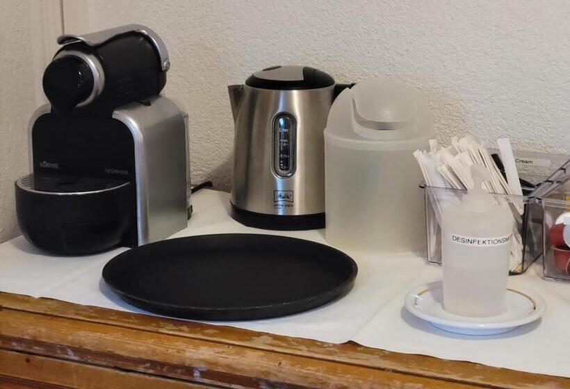 三人经典房间, Zunfthaus Zur Rebleuten