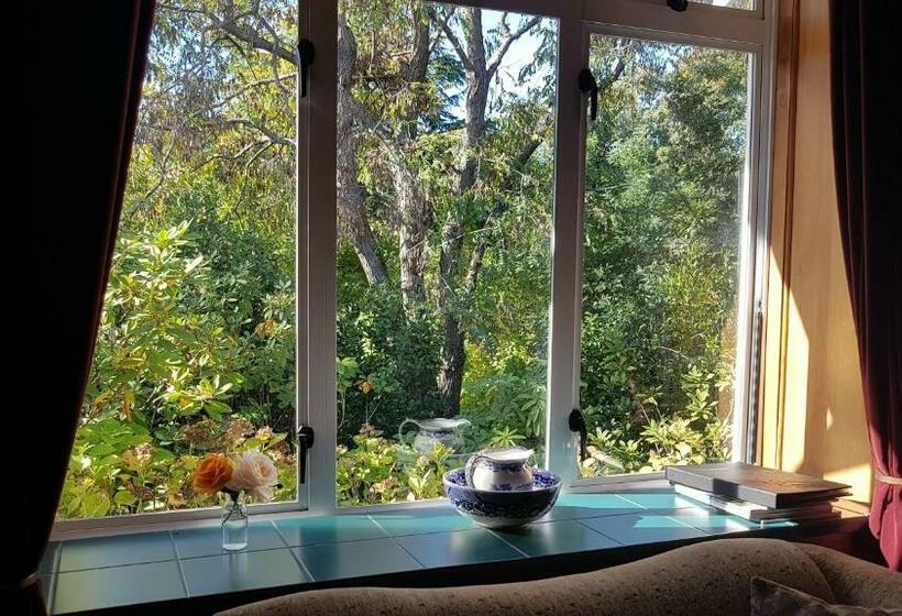 غرفة قياسية سرير كينج, Olde Mill House B&b