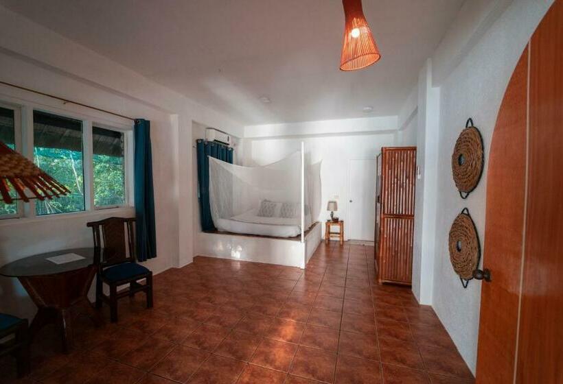 اتاق استاندارد با چشمانداز دریا, The Blue Orchid Resort