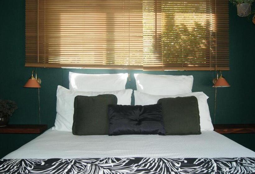 Номер Стандарт, Waitapu Springs B&b
