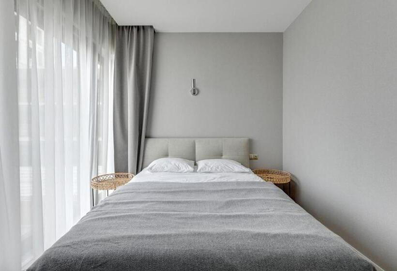 إستوديو قياسى, Grano Hotel Solmarina