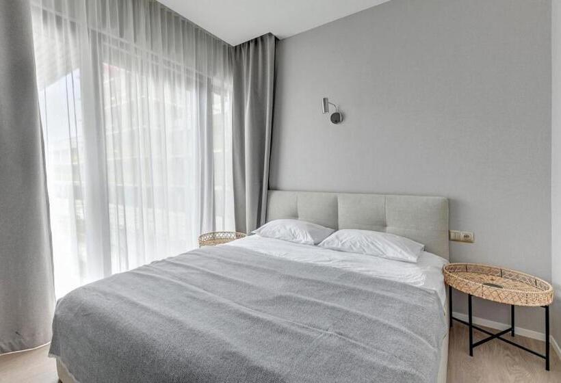 إستديو قياسى مزود بشرفة, Grano Hotel Solmarina